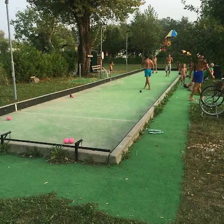 Alpehytte Camping Class Lago Di Pusiano Merone